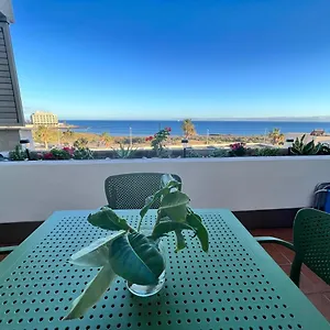  Apartamento Seafront Medano Marina View España